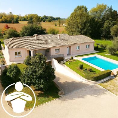 Maison 5 pièces 472500 €