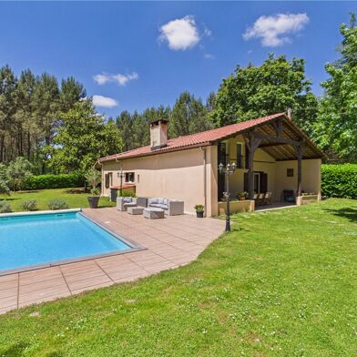 Maison 6 pièces 325000 €