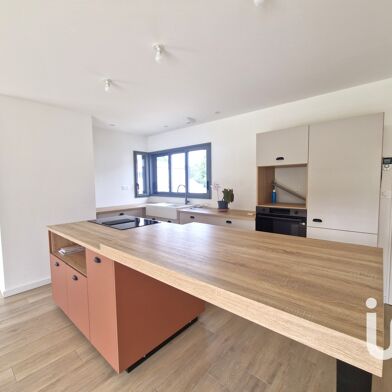 Maison 5 pièces 299000 €