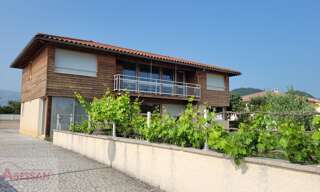 Maison 9 Pièces 220 m² à vendre à Laragne-Montéglin (05300)