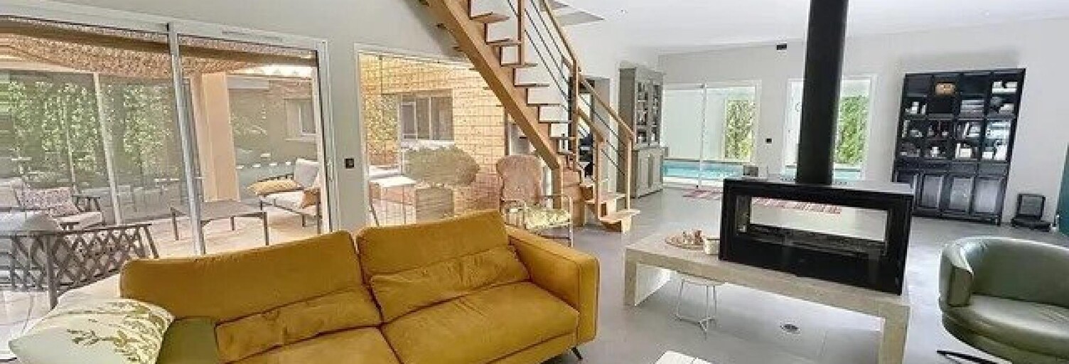 Maison 9 Pièces 320 m² à vendre à Labastide-Marnhac (46090)