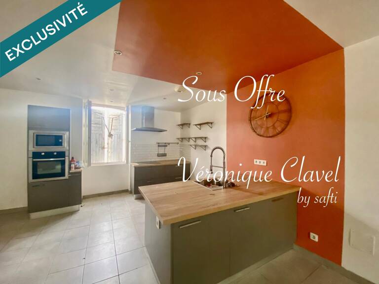 Immeuble de rapport de 310m2 avec cour/jardin, garage + batisse — photo 1