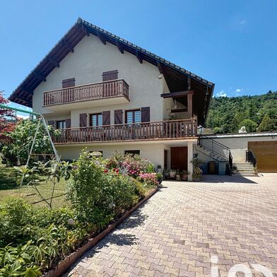 Maison 6 pièces 699000 €