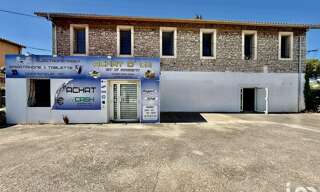 Commerce  342 m² à louer à Le Luc (83340)