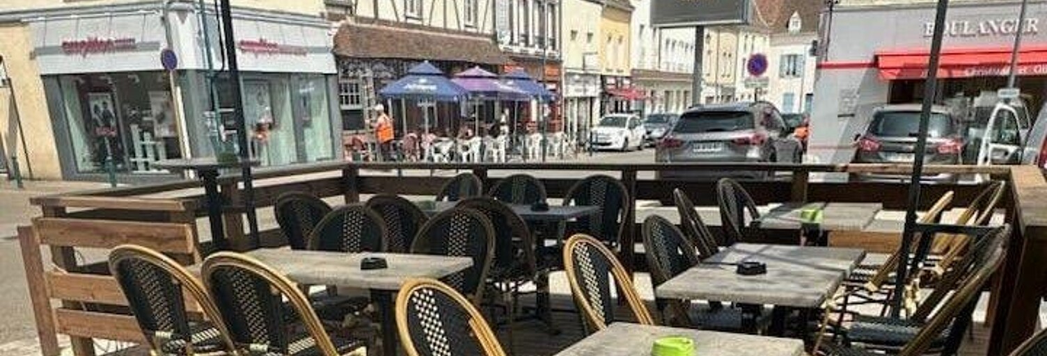 Commerce  50 m² à vendre à Courville-sur-Eure (28190)