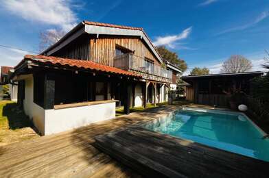 Maison 8 pièces 897500 €