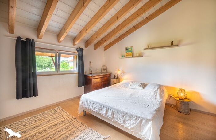 Villa de 8 pièces principales — photo 4