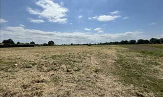 Terrain  20000 m² à vendre à Castelsarrasin (82100)