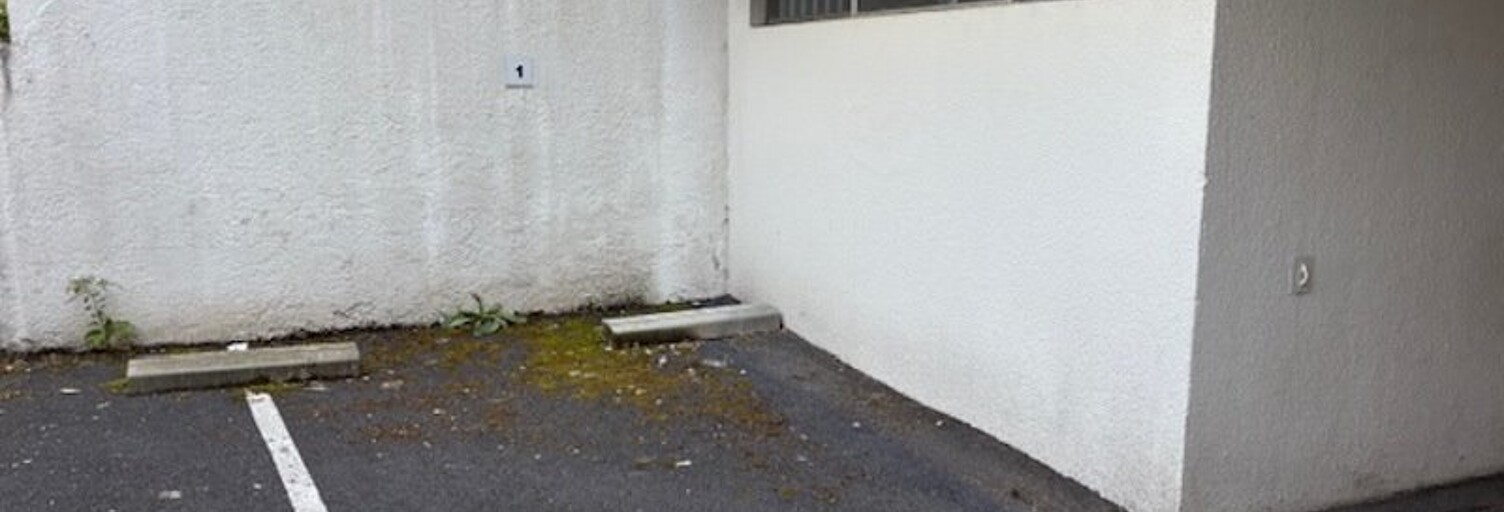 Garage   m² à vendre à Bordeaux (33000)