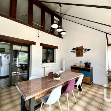 Maison 8 pièces 299990 €