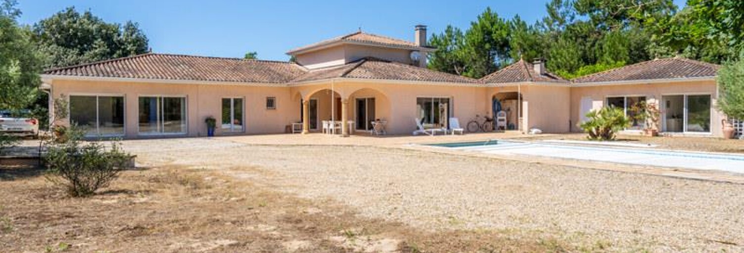 Maison 9 Pièces 332 m² à vendre à Soulac-sur-Mer (33780)