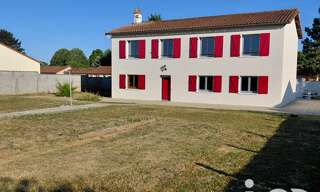 Maison 6 Pièces 120 m² à vendre à Lezay (79120)