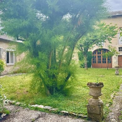 Maison 10 pièces 124000 €