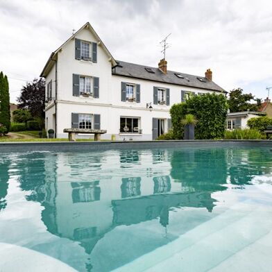 Maison 10 pièces 699000 €