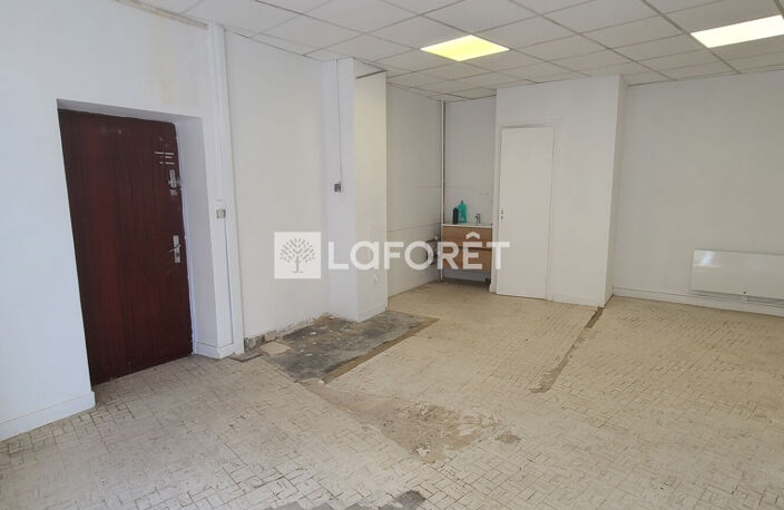 A LOUER - CHATILLON D'AZERGUES - LOCAL PROFESSIONNEL 33 m² modulable — photo 3