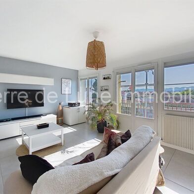 Appartement 4 pièces 315000 €