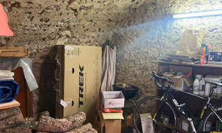 Commerce   m² à vendre à Villecroze (83690)