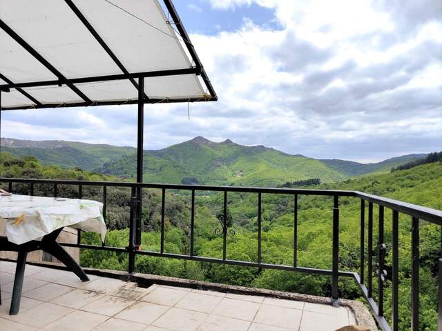 Mas avec terrasse et terrain — photo du bien