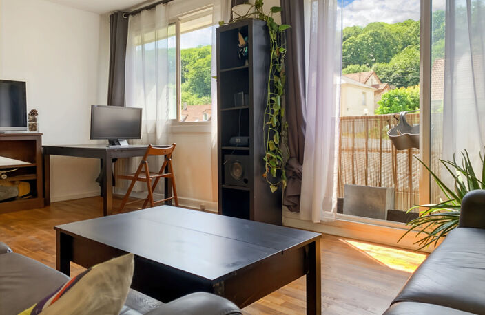 Dpt Yvelines (78), à vendre SAINT CYR L'ECOLE appartement T4 de 74 m² — photo 3