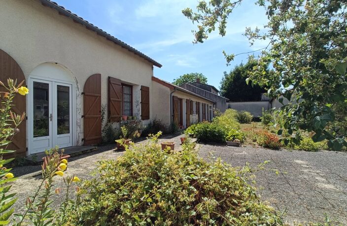MAISON ANCIENNE DE PLAIN-PIED CHABOURNAY — photo 3