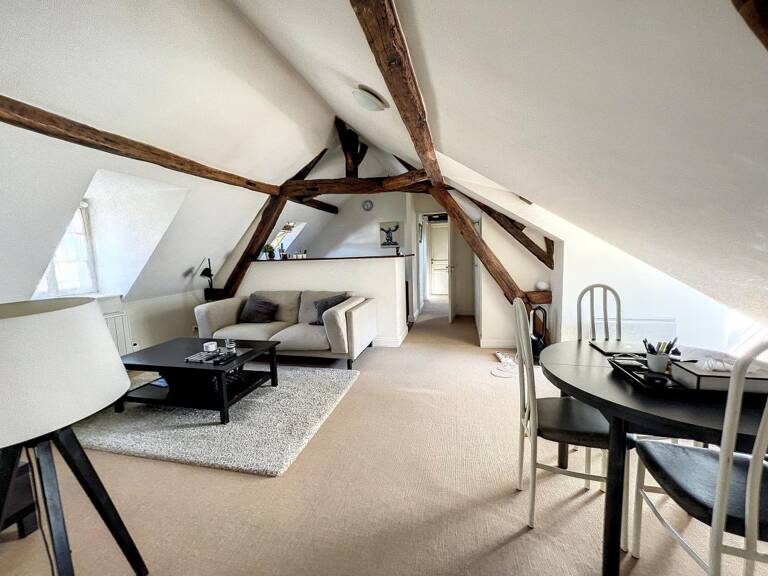 Appartement À Vendre — photo 1