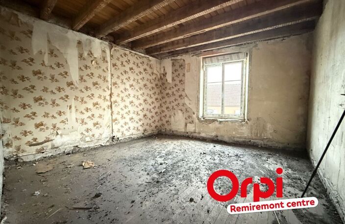 Immeuble à fort potentiel – Centre-ville de Remiremont — photo 3