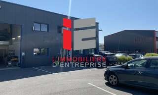 Local industriel  590 m² à louer à Caudan (56850)