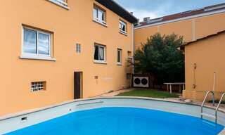 Maison 8 Pièces 220 m² à vendre à Bron (69500)