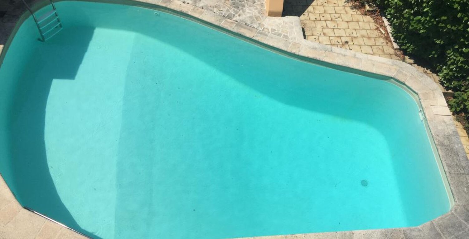 Exclusivité Orpi – Maison familiale 6 chambres avec piscine dans un cadre verdoyant et recherché — photo 1