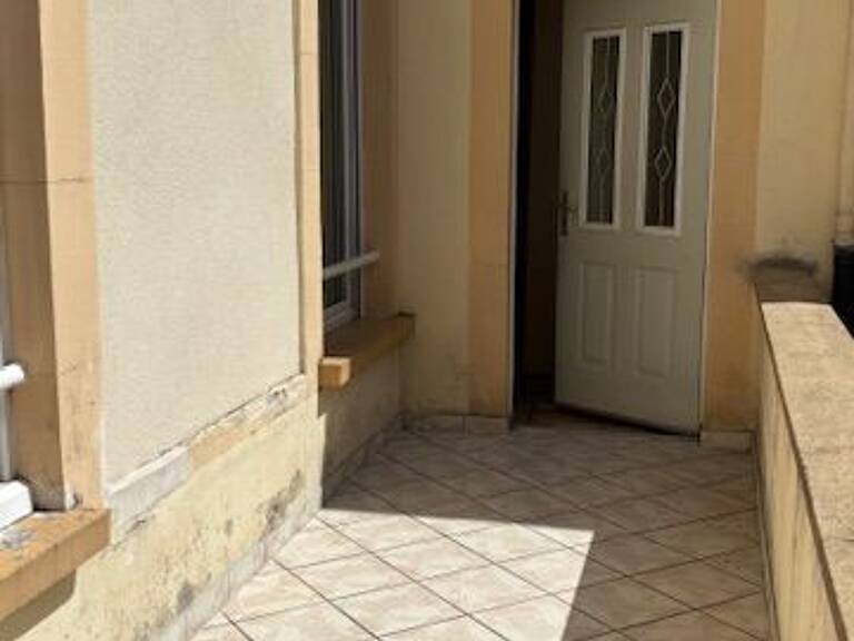 Appartement À Louer — photo 1