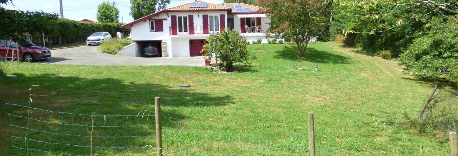 Maison 5 Pièces 117 m² à vendre à Urcuit (64990)