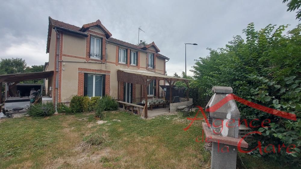 Maison de Village   T5 à vendre Sézanne 51120