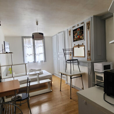 Appartement 1 pièces 310 €