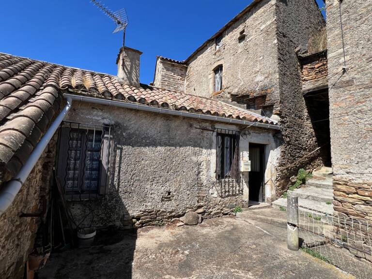 Maison de village avec dépendance et terrain — photo 1