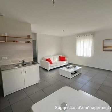 Appartement 3 pièces 630 €