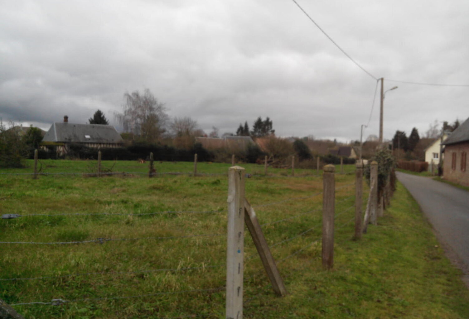 Vente terrain  1078 m² Nassandres sur Risle (27170) — photo 1
