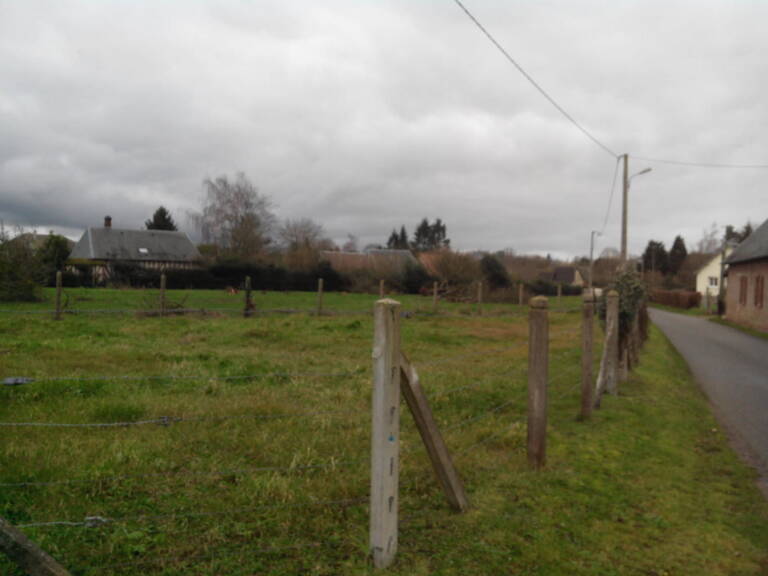 Terrain à construire  1078 m²  — photo 1