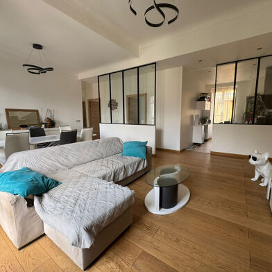 Appartement 4 pièces 556000 €