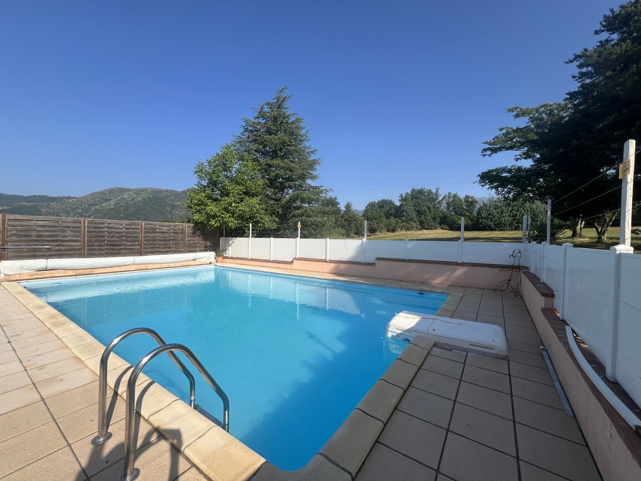 Villa / Maison  T9 à vendre Serralongue 66230