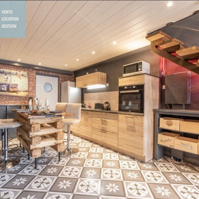 Appartement 5 pièces 925 €