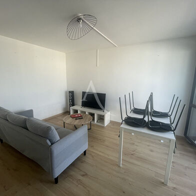 Appartement 4 pièces 495 €