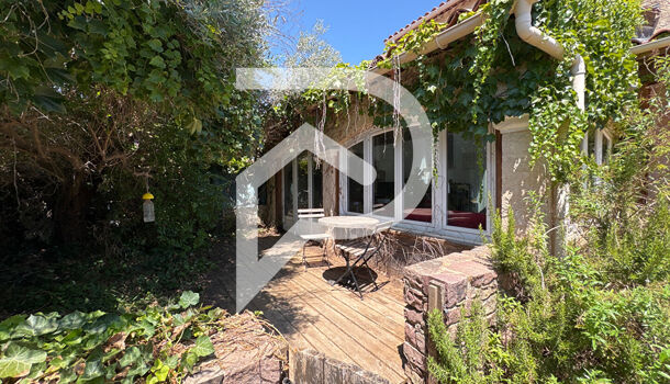 Villa / Maison 5 pièces  à vendre Hyères 83400