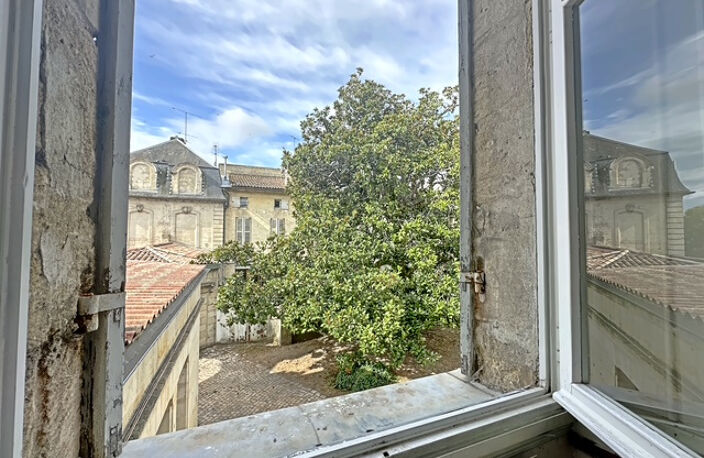LIBOURNE CENTRE   APPARTEMENT BOURGEOIS AVEC ASCENSEUR & TER — photo 5