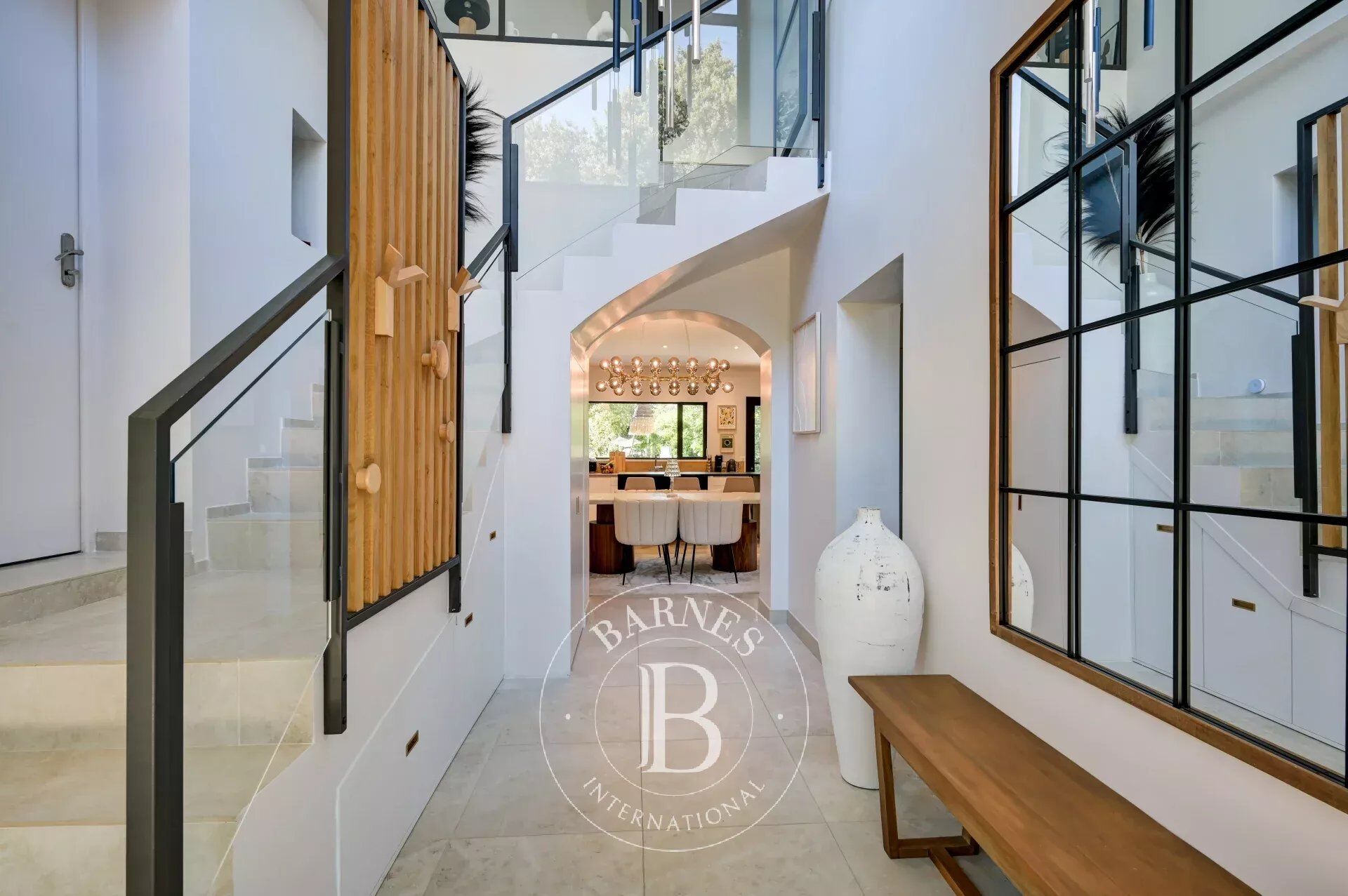 Villa / Maison  T7 à vendre Aix-en-Provence 13100