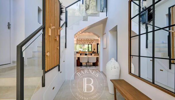 Villa / Maison 7 pièces  à vendre Aix-en-Provence 13100