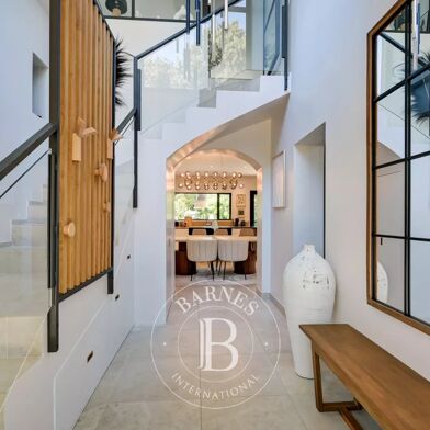 Maison 7 pièces 2495000 €