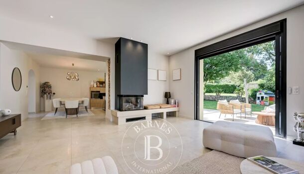 Villa / Maison 7 pièces  à vendre Aix-en-Provence 13100