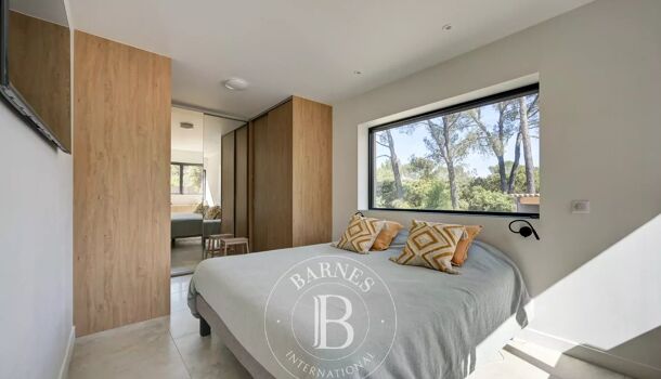 Villa / Maison 7 pièces  à vendre Aix-en-Provence 13100