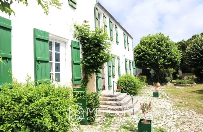 PROPRIETE HISTORIQUE XVIIe — photo 2