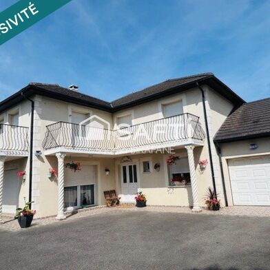 Maison 7 pièces 351000 €